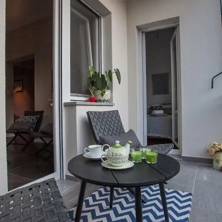 Ami Apartment